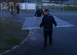 L’image du week end : quand les joueurs du leader de R1 défont le tunnel