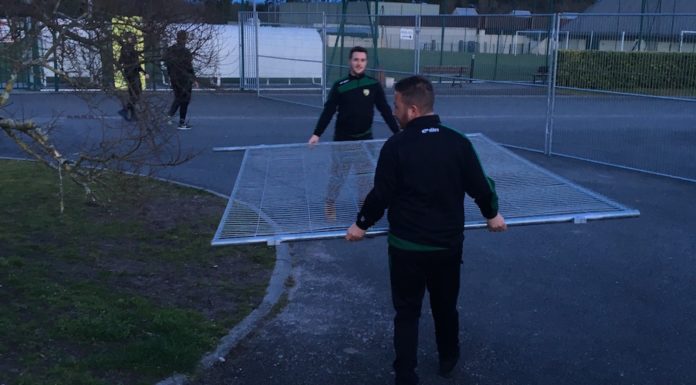 L’image du week end : quand les joueurs du leader de R1 défont le tunnel