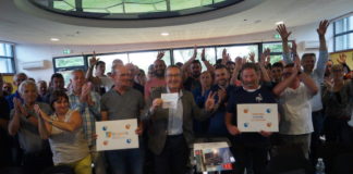 Les arbitres généreux font un don à l’Institut Bergonié