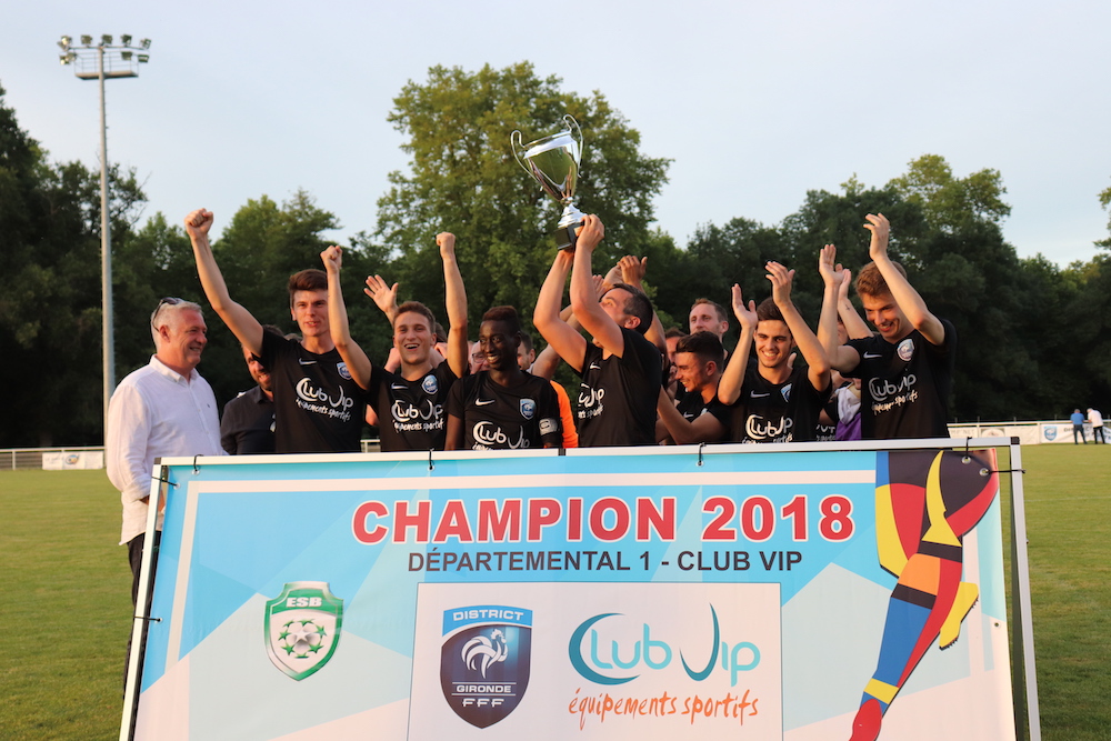 Blanquefort B champion de D1 club VIP !  FootGironde