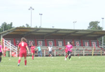 L’Ecole de Foot Féminin ouvre ses portes aux Coqs Rouges !