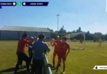 Il fête un but… en buvant une bière !