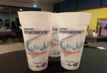 Le district de la Gironde et ses partenaires équipent la D1 club VIP de gobelets