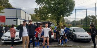 La photo du week end – Quand le kop de supporters se retrouve dans les vestiaires…